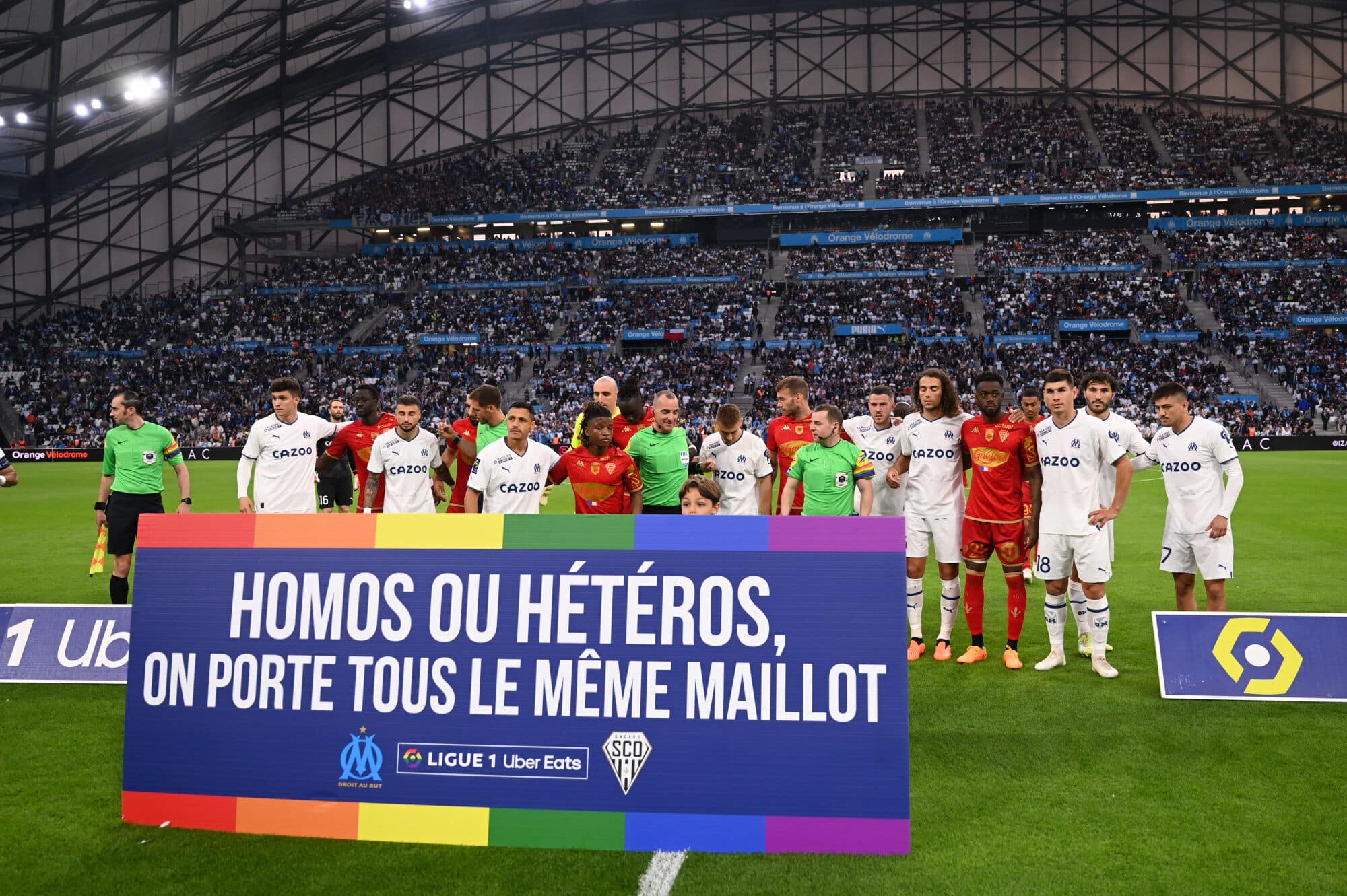 Ministra dos Esportes cobra puni&ccedil;&atilde;o a jogadores que se recusaram a participar de a&ccedil;&atilde;o anti-homofobia na Fran&ccedil;a