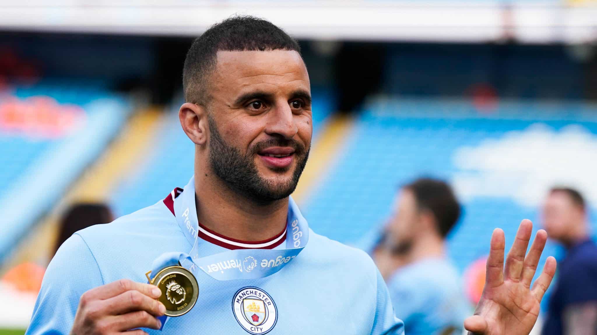 Kyle Walker: &ldquo;Para estarmos l&aacute; no alto entre os maiores de todos os tempos, temos que conquistar a tr&iacute;plice coroa&rdquo;