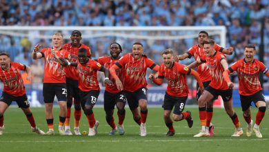 Luton Town mant&eacute;m ascens&atilde;o hist&oacute;rica e retorna &agrave; elite inglesa 31 anos depois