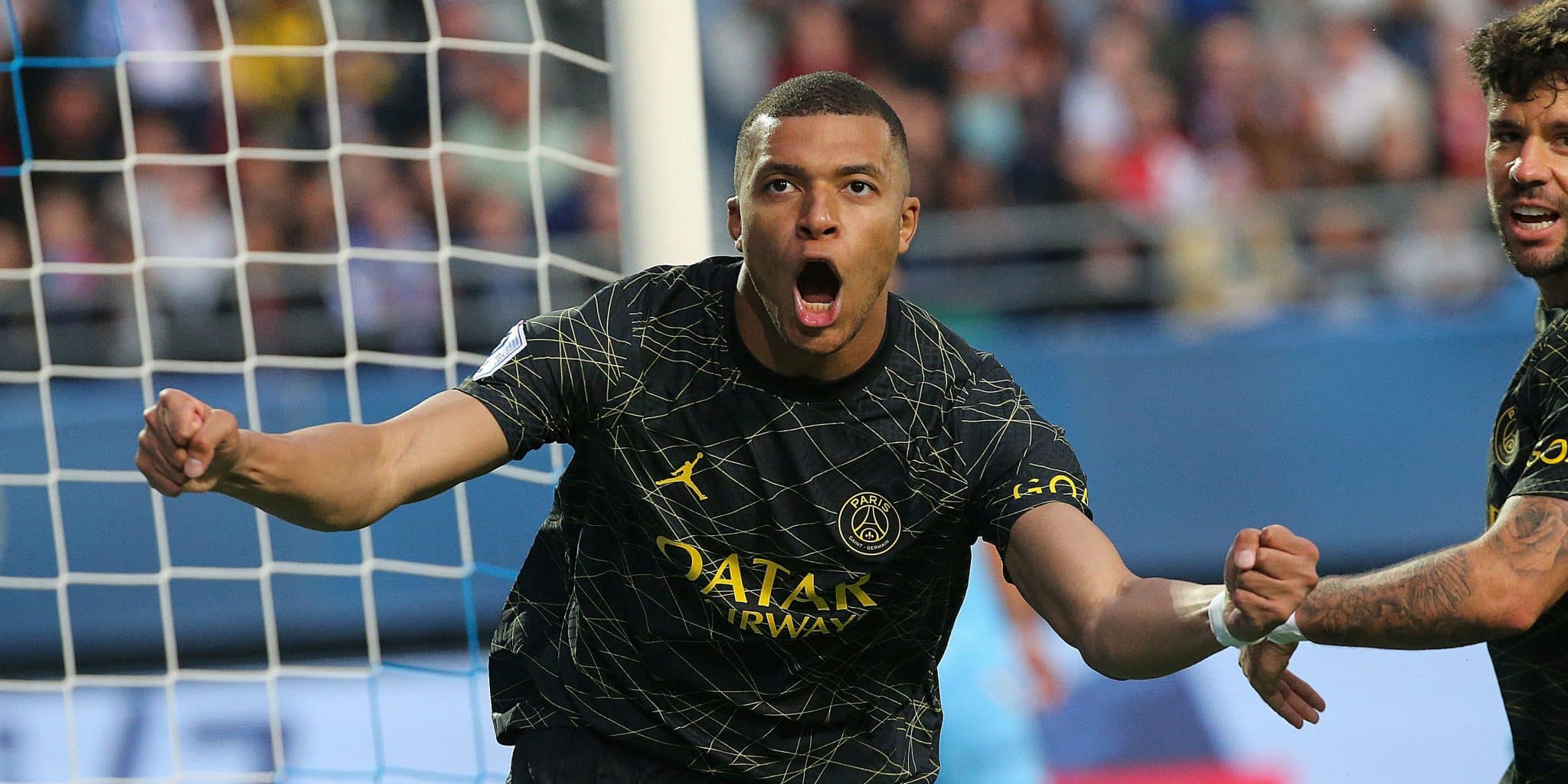 Sem suar muito a camisa, PSG conta com a sorte para vencer o Troyes