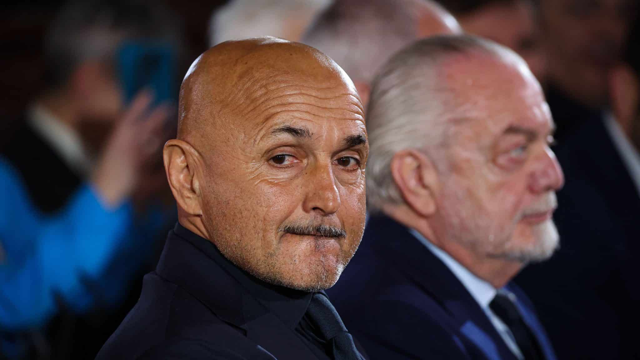 Tens&otilde;es entre Spalletti e De Laurentiis tornam a perman&ecirc;ncia do t&eacute;cnico campe&atilde;o pelo Napoli uma inc&oacute;gnita