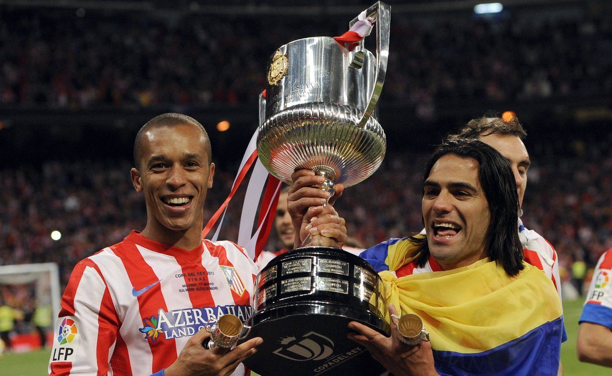 H&aacute; uma d&eacute;cada, o Atl&eacute;tico de Madrid conquistava uma marcante Copa do Rei e encerrava o jejum de 14 anos no cl&aacute;ssico com um &eacute;pico no Bernab&eacute;u