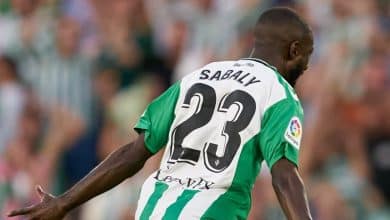 Sabaly mandou uma sapatada, Joaqu&iacute;n voltou com assist&ecirc;ncia e o Betis praticamente se confirmou na Liga Europa