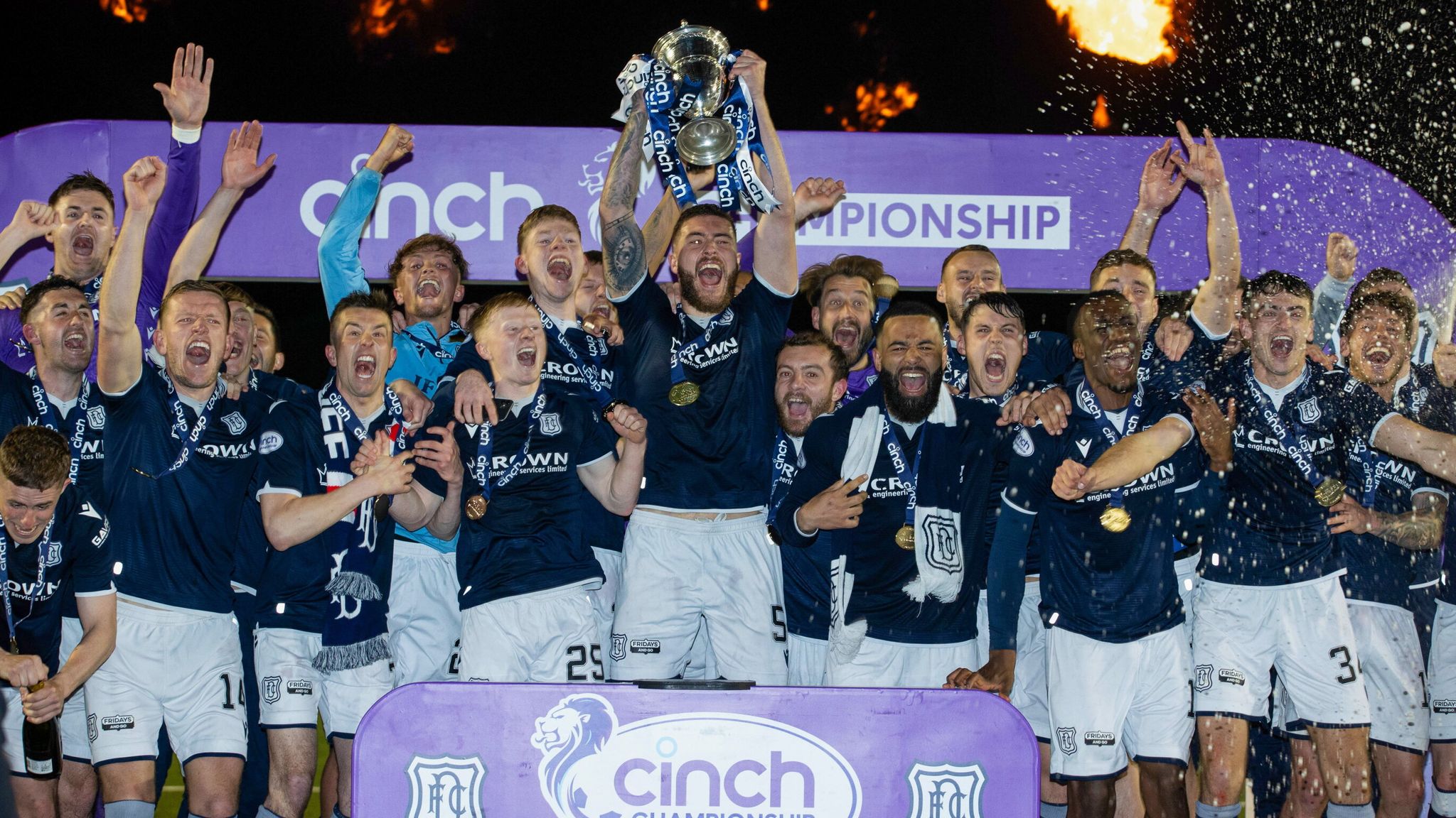 A &uacute;ltima rodada da segundona escocesa foi insana: Queen&rsquo;s Park 3&times;5 Dundee FC, no confronto direto pelo acesso