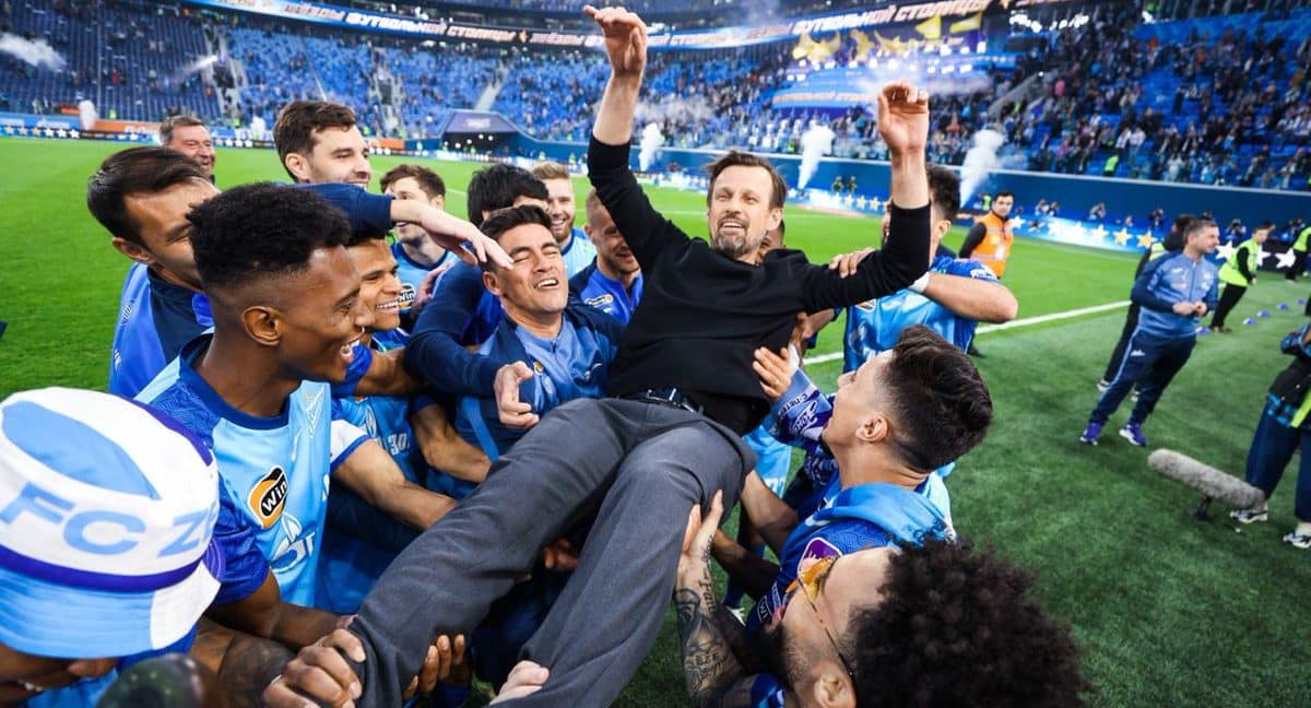 Duas hegemonias se ampliam no leste europeu, com os pentas de Ferencv&aacute;ros na Hungria e Zenit na R&uacute;ssia