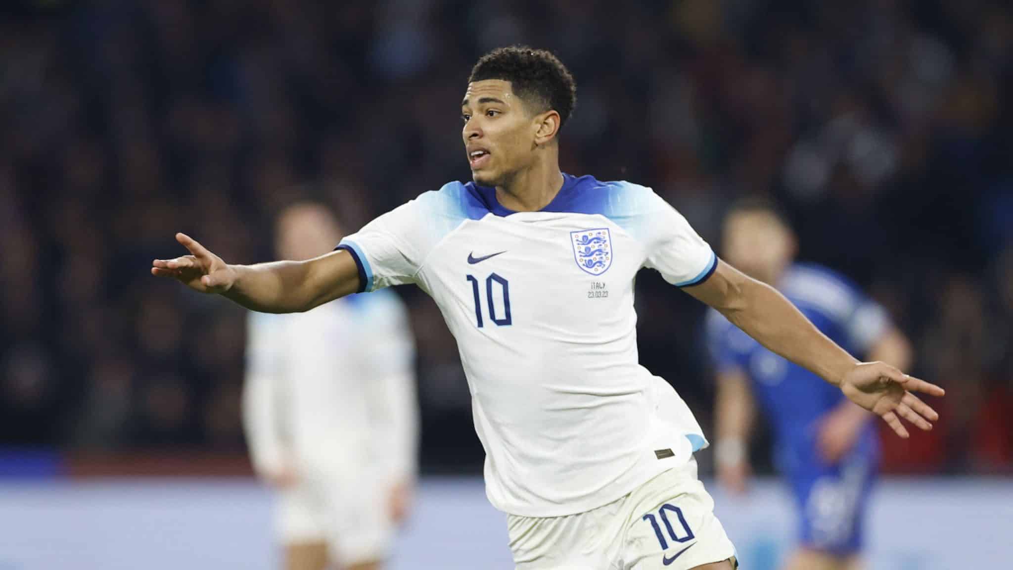 As raz&otilde;es que tornam Bellingham a pe&ccedil;a definitiva da renova&ccedil;&atilde;o do meio-campo do Real Madrid