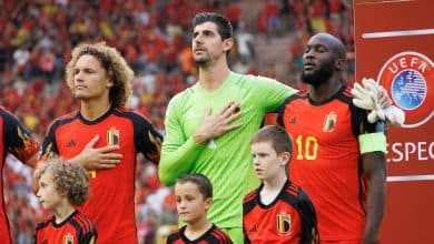 Disputa por bra&ccedil;adeira e bate-boca p&uacute;blico s&atilde;o sequelas de uma B&eacute;lgica fraturada internamente