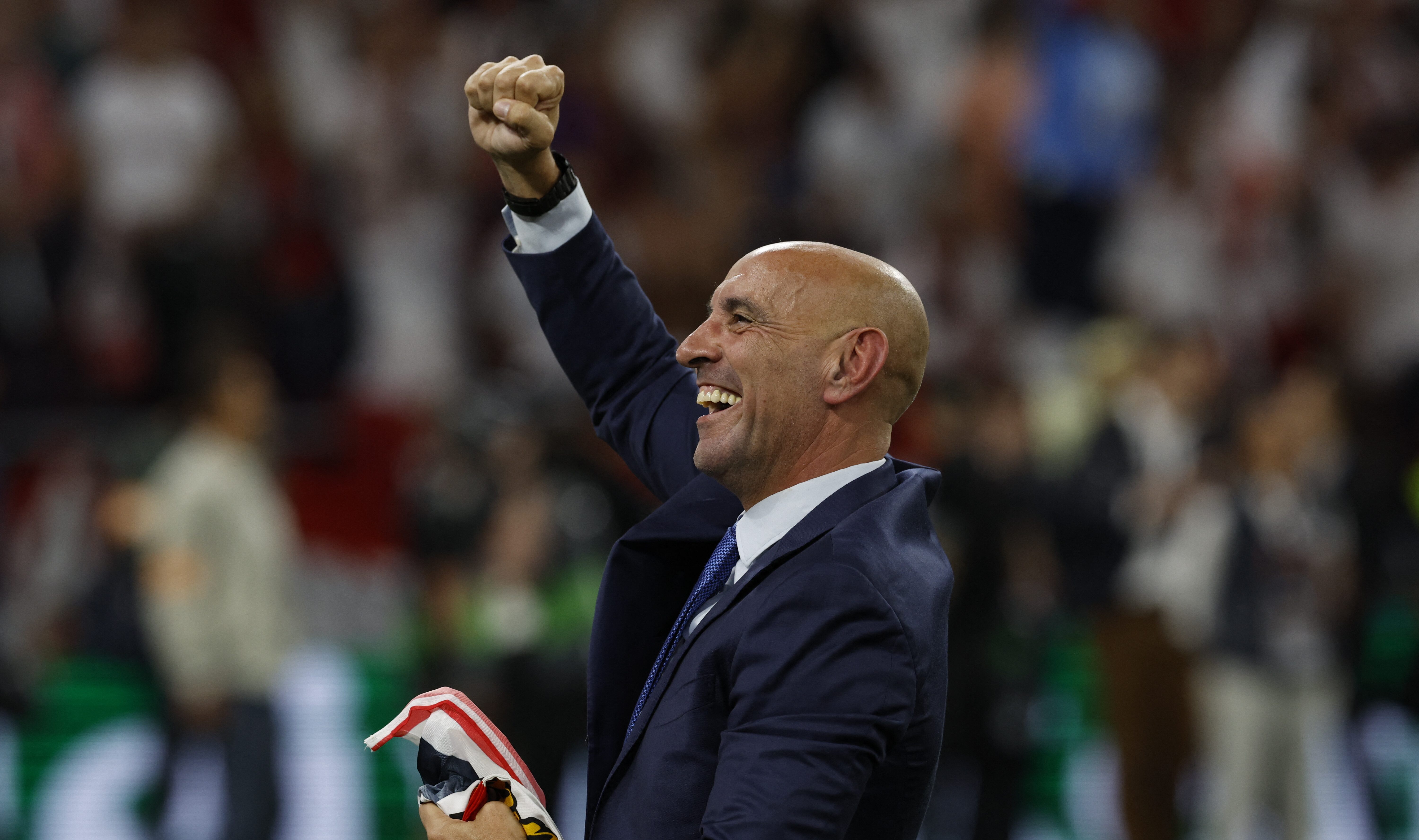 Monchi se reencontra com Unai Emery e assume o comando do futebol do Aston Villa, numa grande oportunidade