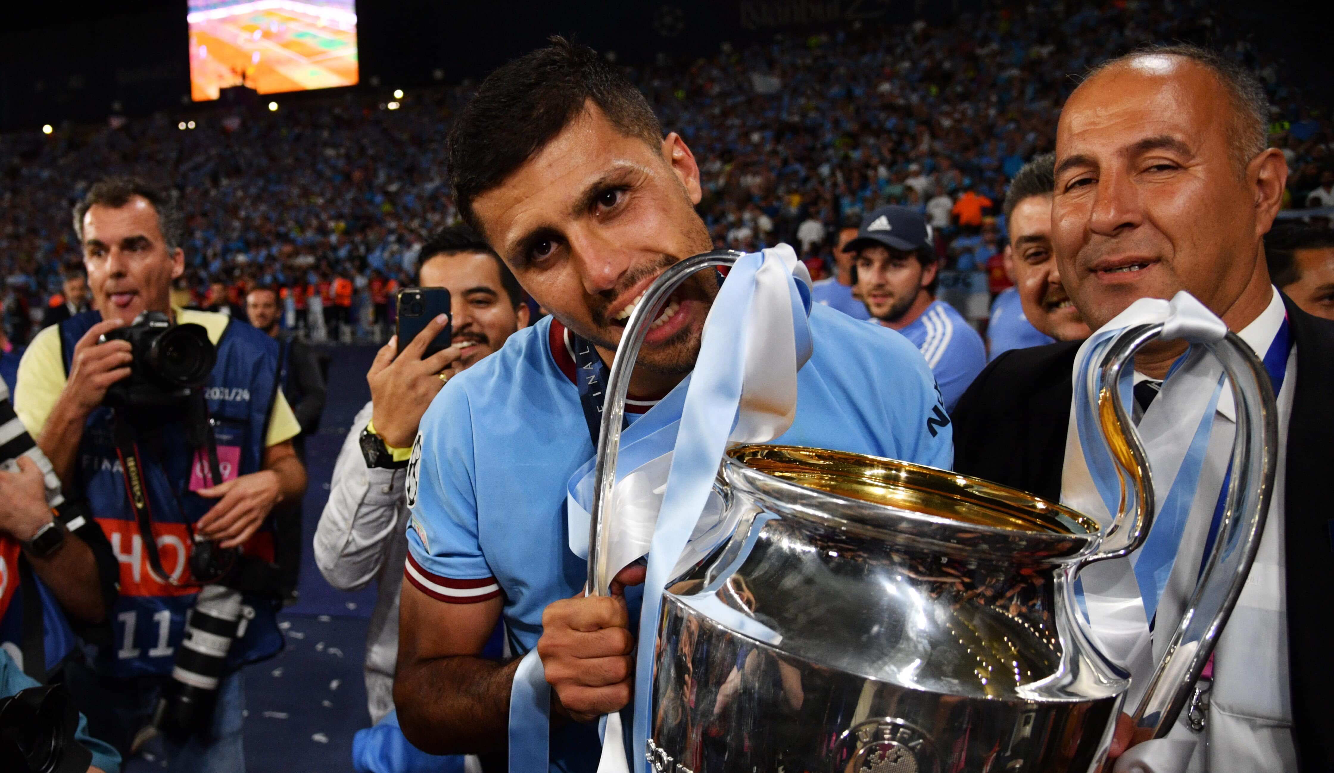 Imprescind&iacute;vel para transformar este City numa m&aacute;quina, Rodri se torna inesquec&iacute;vel pelo gol que pinta a Europa de celeste