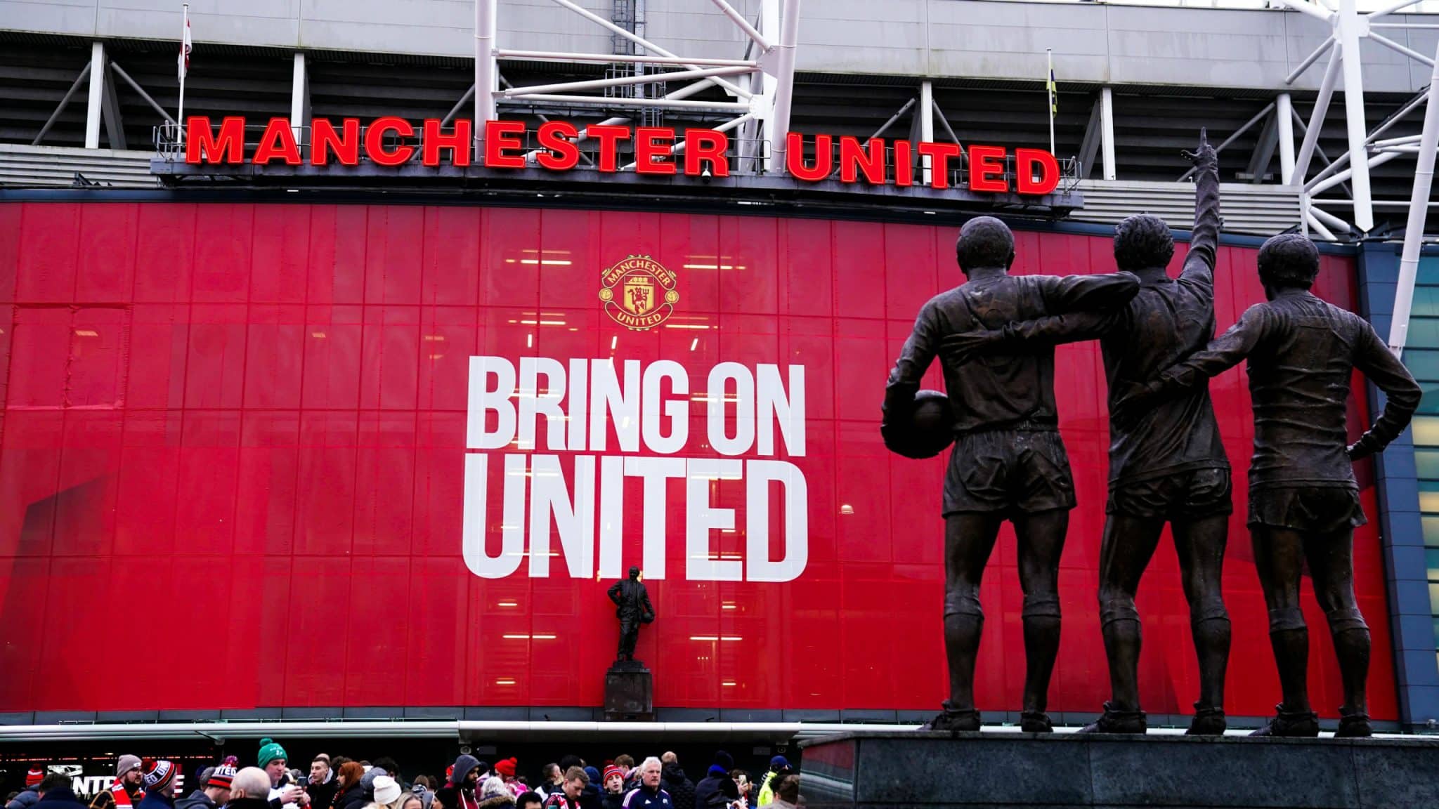 Pegar ou largar: banqueiro do Catar d&aacute; ultimato ao Manchester United sobre proposta de venda do clube