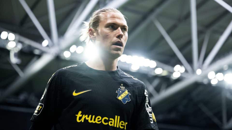 Viktor Fischer, uma lenda do Football Manager, encerra carreira aos 29 anos