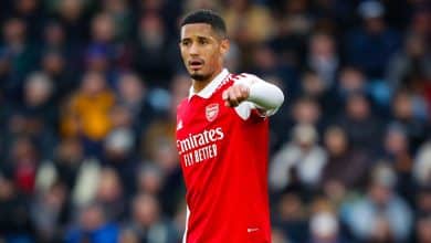 A &oacute;tima temporada de William Saliba o fez ganhar o espa&ccedil;o que sempre quis e renova&ccedil;&atilde;o de contrato at&eacute; 2027