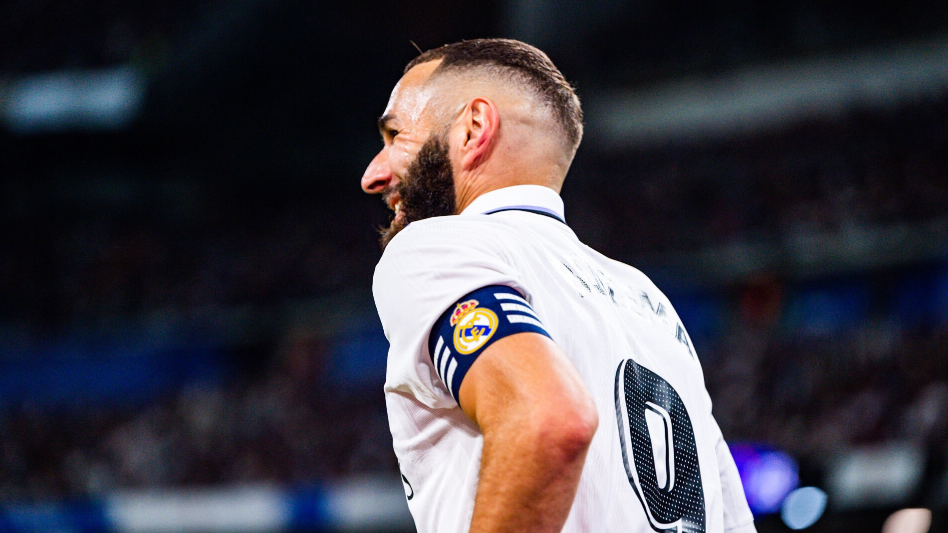 Benzema passou por fases diferentes no Real Madrid antes de chegar &agrave; final: uma lenda