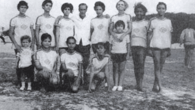 Mulheres eram criminosas por jogar bola; hoje, t&ecirc;m uma Copa s&oacute; sua, mas falta muito