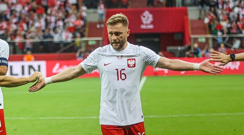 A Pol&ocirc;nia ofereceu uma grande despedida ao &iacute;dolo Kuba, com direito a vit&oacute;ria sobre a Alemanha