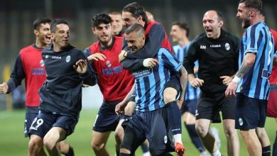 O Lecco esperou 50 anos para conseguir o acesso de volta &agrave; Serie B Italiana, ao vencer os dur&iacute;ssimos playoffs da terceirona