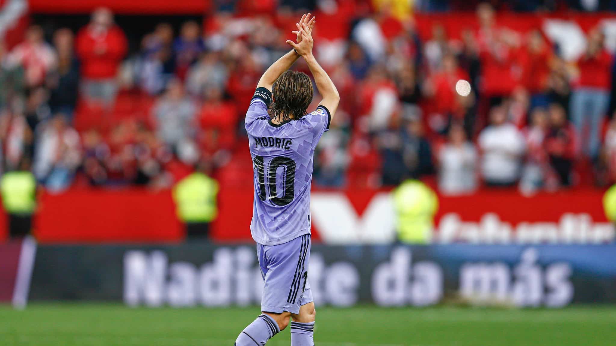 Em meio &agrave; reconstru&ccedil;&atilde;o, Modric garante mais continuidade ao meio do Real Madrid