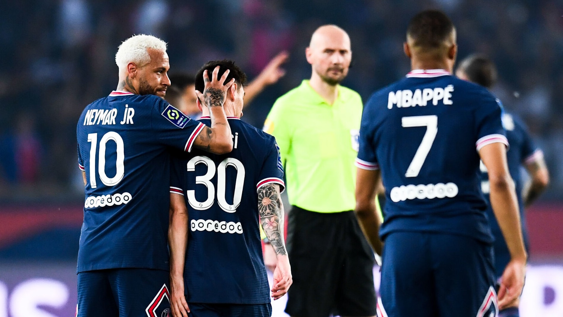 Ap&oacute;s desencontro com Galtier, PSG oficializa a sa&iacute;da de Lionel Messi, marcando o fim do seu super-trio