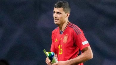 Melhor jogador da Espanha campeã, Rodri ganha um prêmio extra numa temporada que já era fantástica