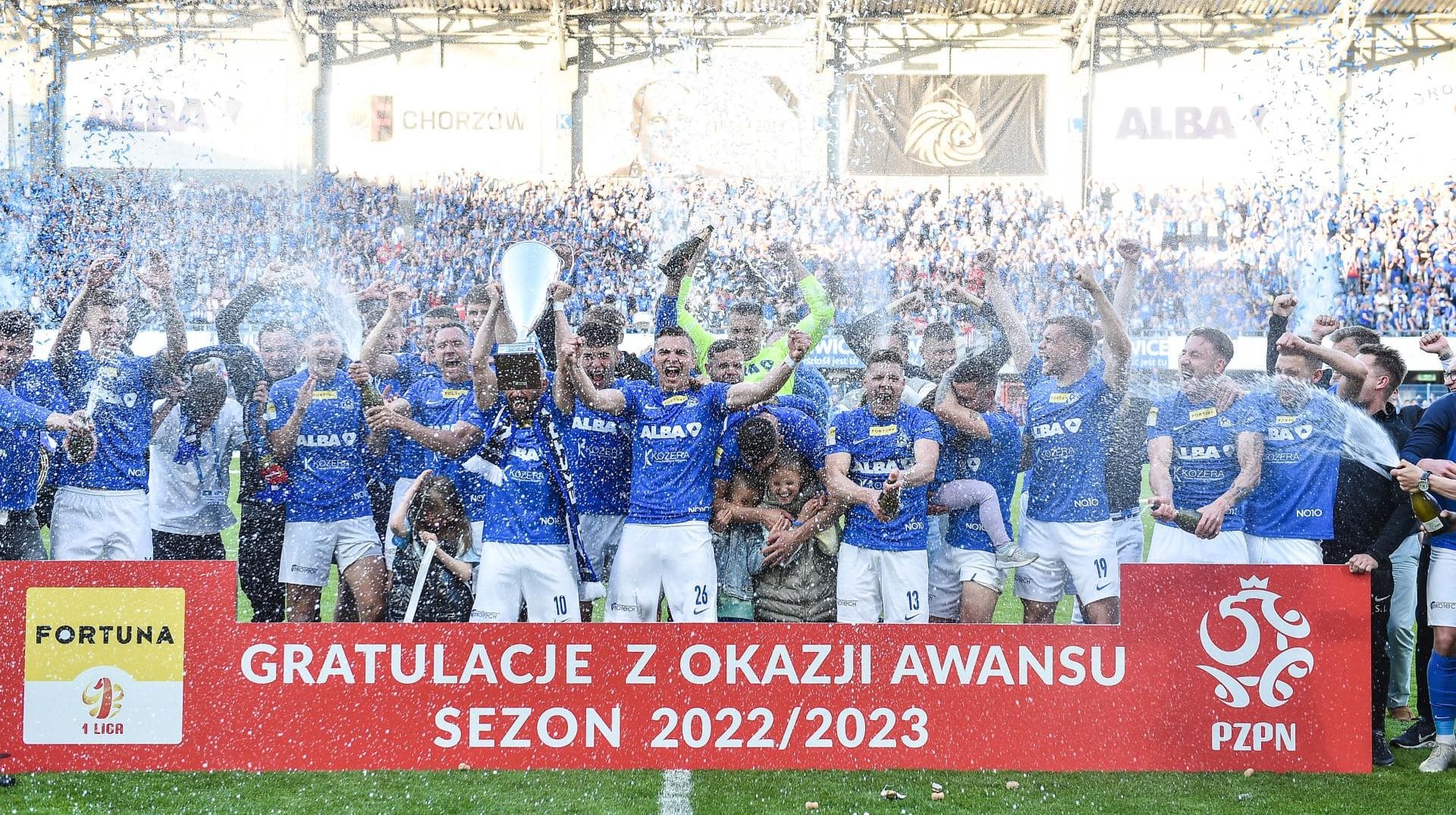 Um dos maiores campe&otilde;es da Pol&ocirc;nia, o Ruch Chorz&oacute;w volta &agrave; elite com o terceiro acesso consecutivo