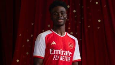 Erro em uniforme do Arsenal que homenageia os Invencíveis levou Adidas a suspender as vendas