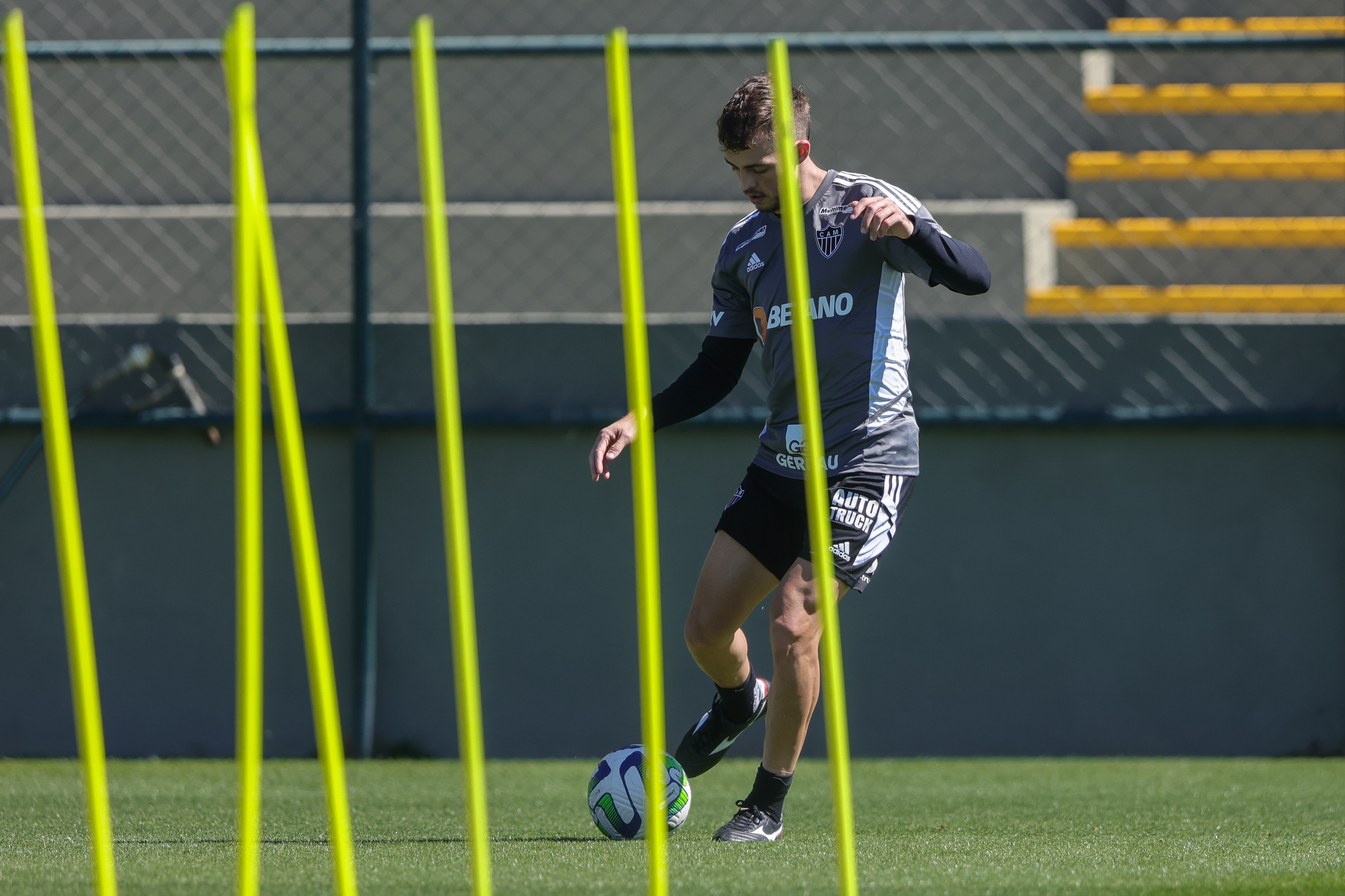 Hyoran em treinamento na Cidade do Galo