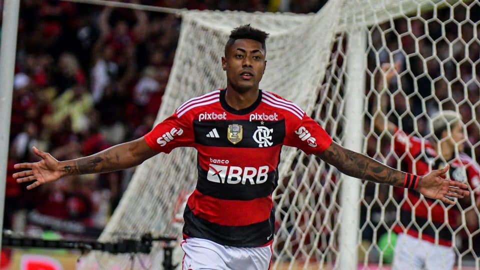 Flamengo aguarda Copa do Brasil para retomar conversas por renovações
