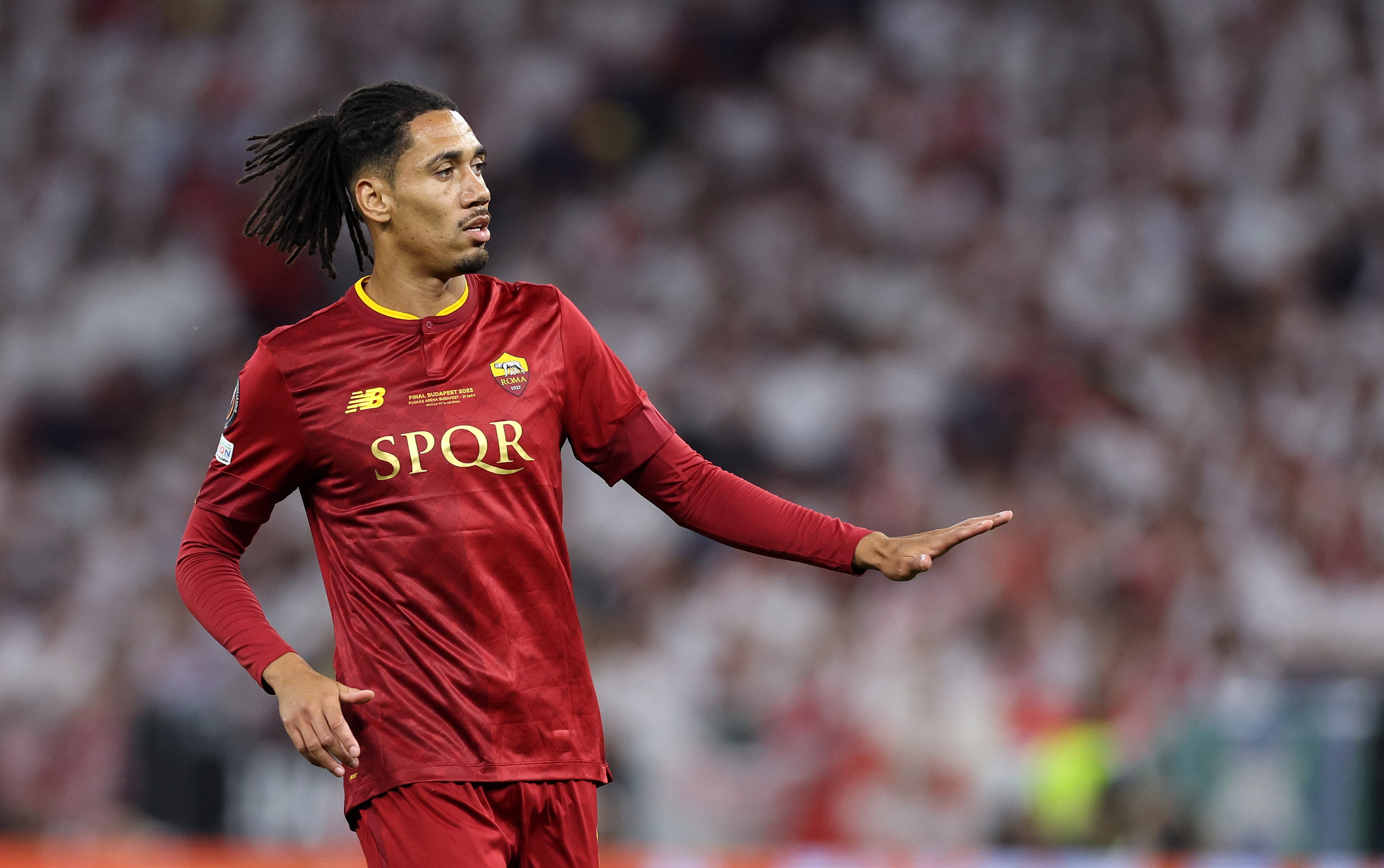 Chris Smalling pela Roma na final da Liga Europa