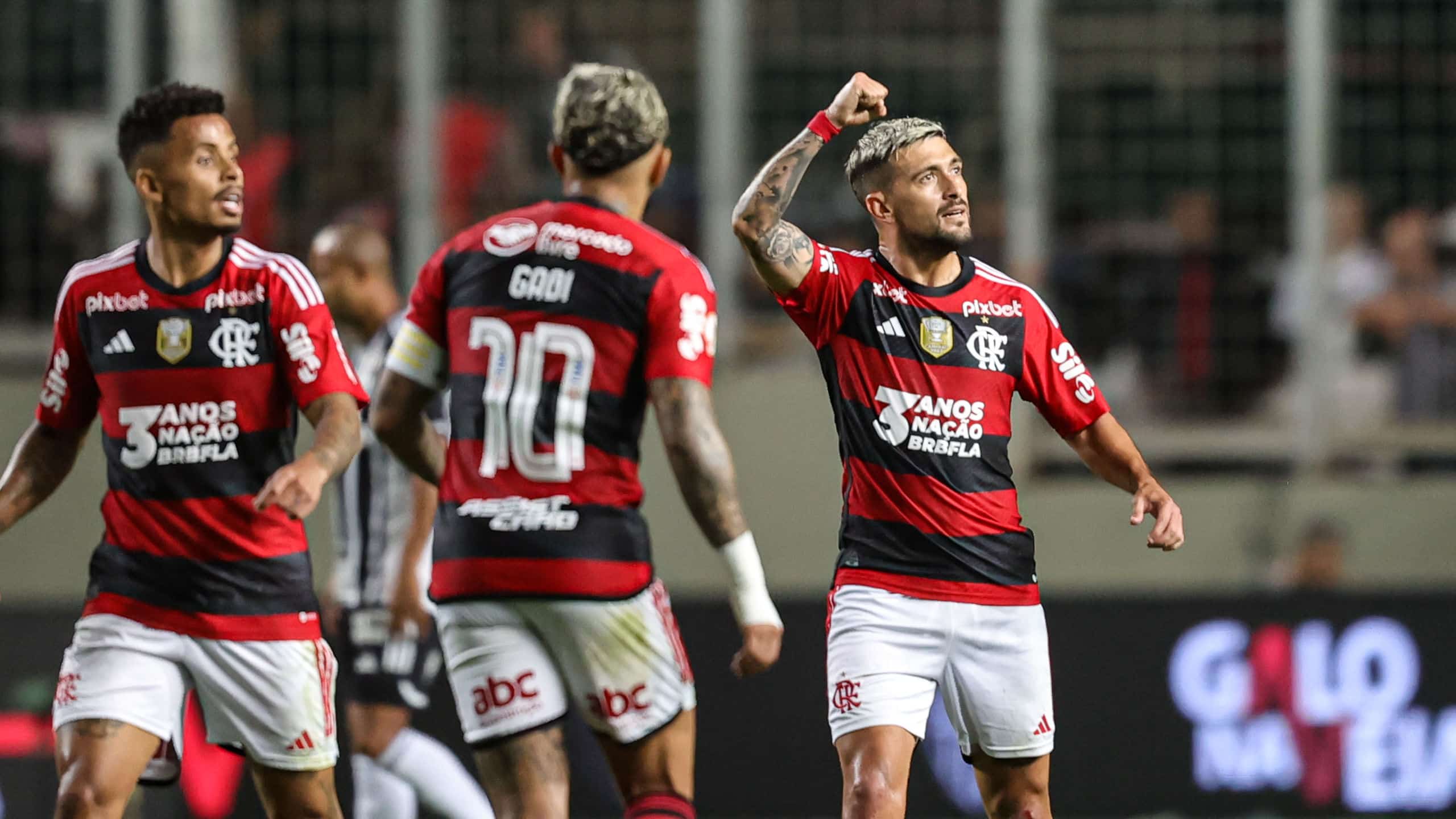 Paulo Jr: Flamengo do tot&oacute; de Porto Alegre &eacute; favorito na Libertadores &ndash; do caos em BH tamb&eacute;m