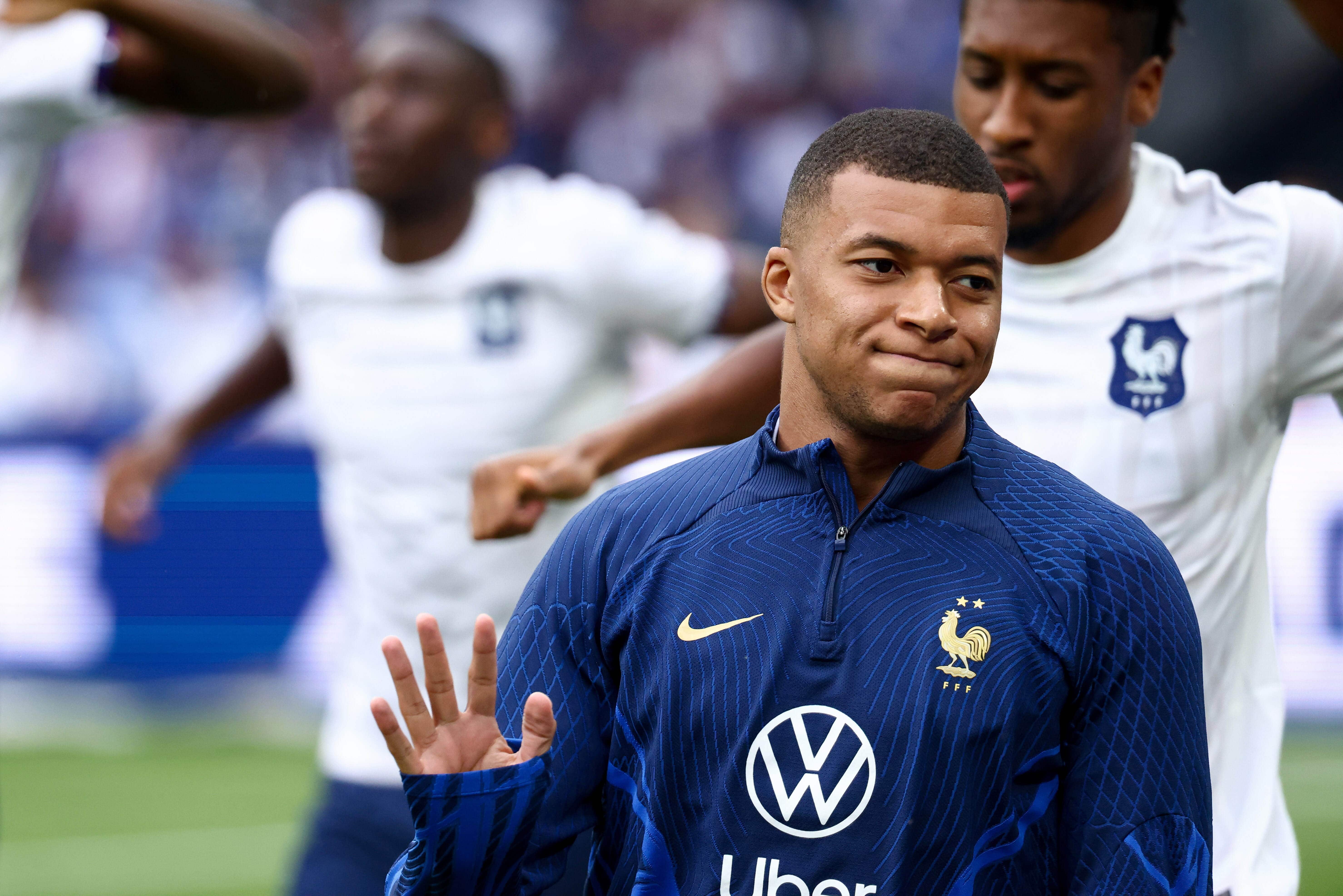 N&atilde;o, obrigado: Al Hilal envia delega&ccedil;&atilde;o para Paris, mas Mbapp&eacute; recusa conversa