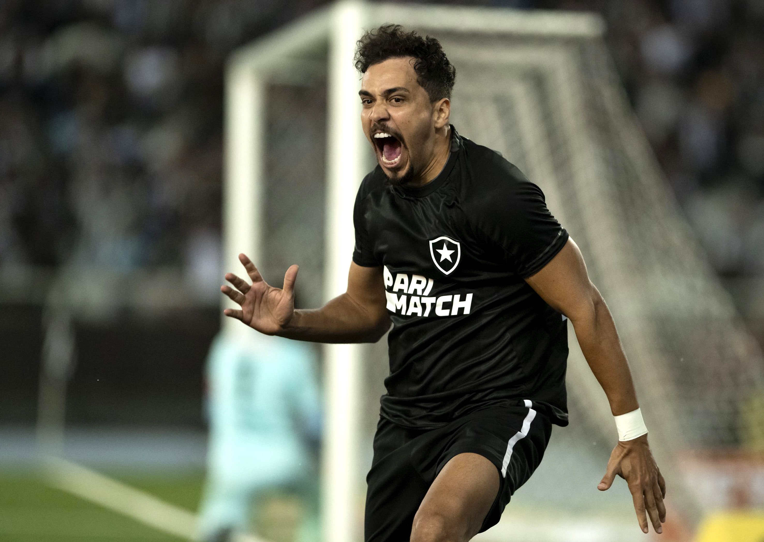 Mauricio Noriega: Eduardo &eacute; a pe&ccedil;a que d&aacute; liga ao l&iacute;der Botafogo