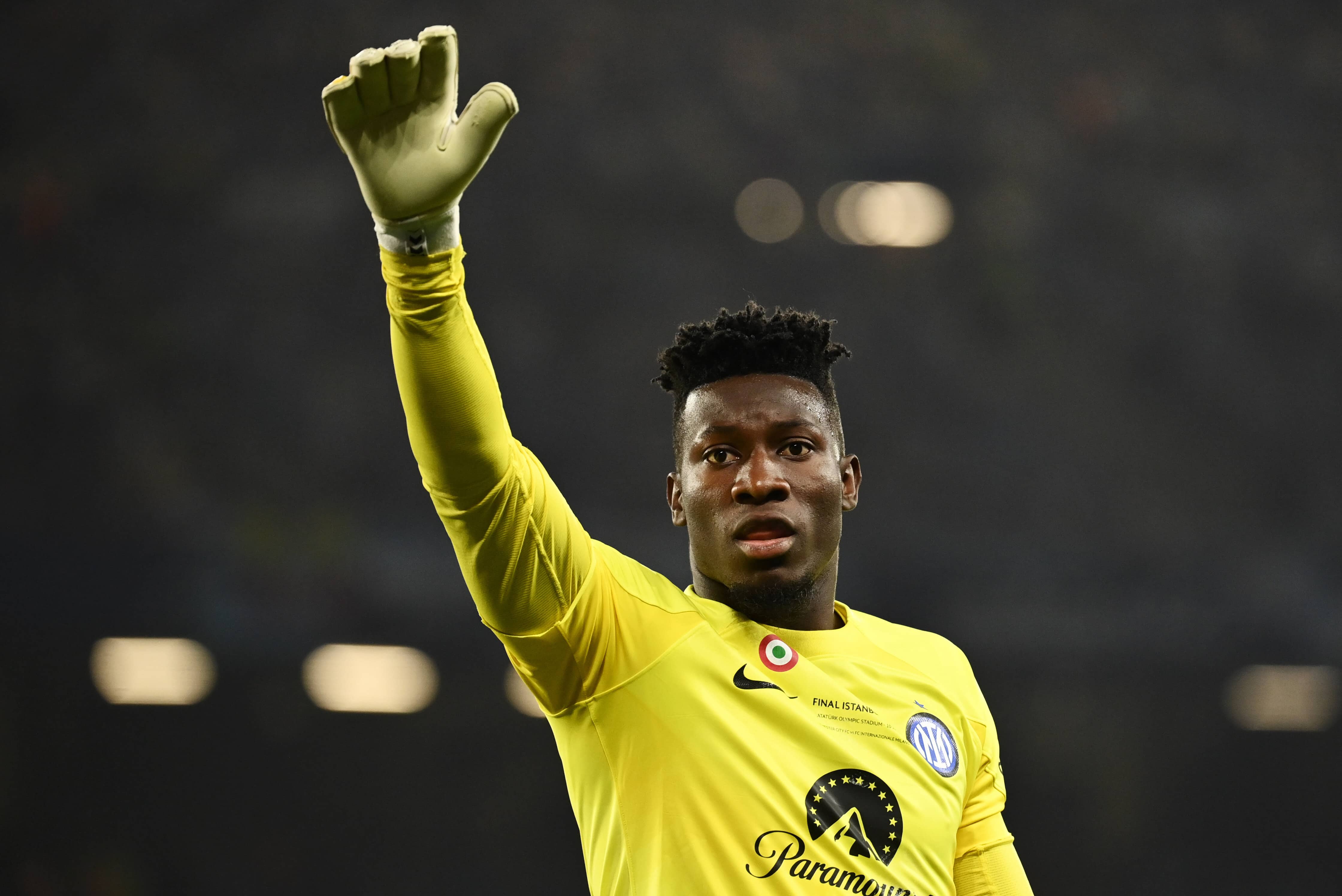 Onana no United: o goleiro que superou preconceito e vai al&eacute;m das cifras