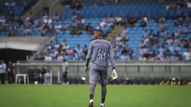 Gr&ecirc;mio define sa&iacute;da do pol&ecirc;mico Adriel; destino ser&aacute; na S&eacute;rie A