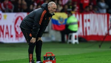 Fim da linha: Internacional anuncia sa&iacute;da de Mano Menezes