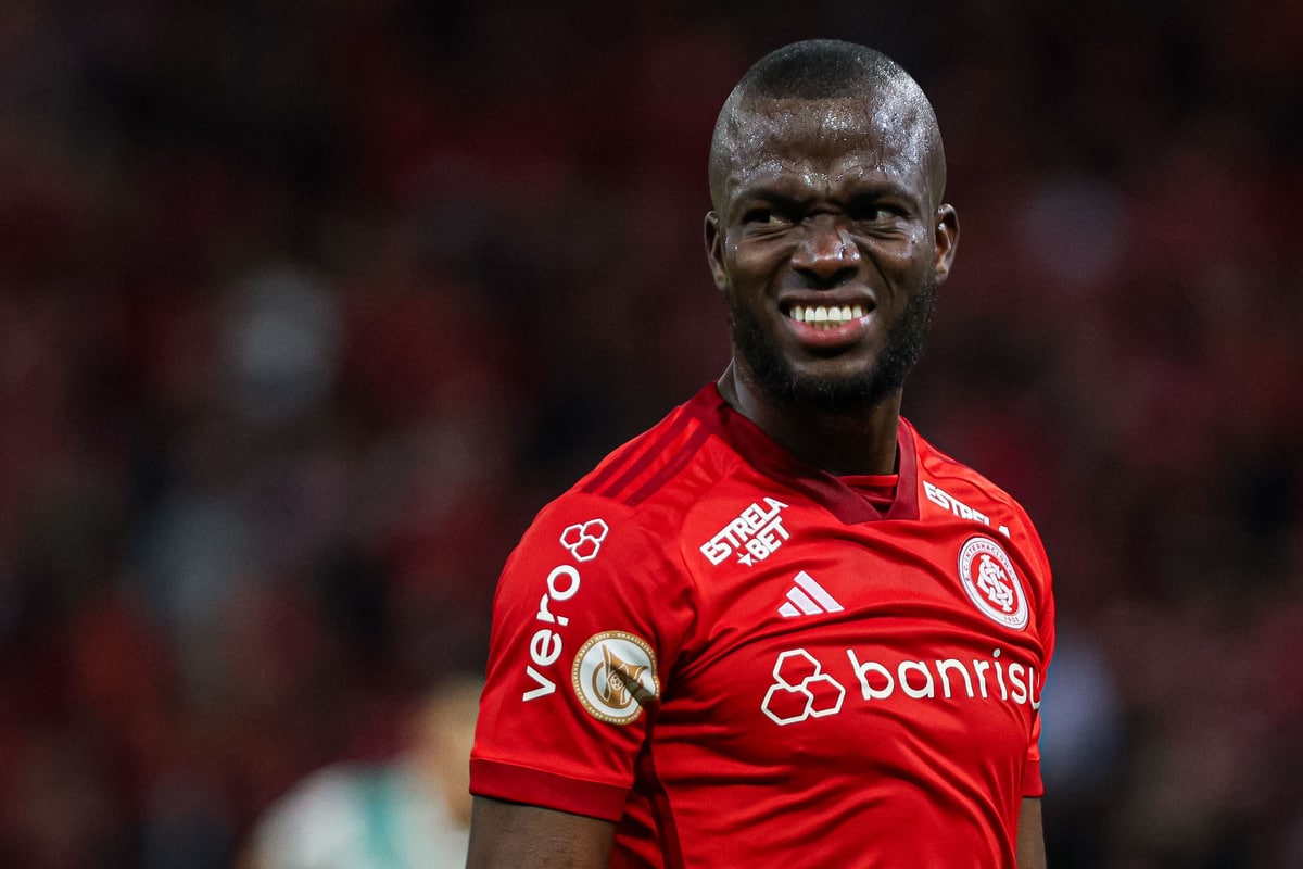 Coudet pode n&atilde;o ter trio contra o Cuiab&aacute; e essas s&atilde;o suas op&ccedil;&otilde;es