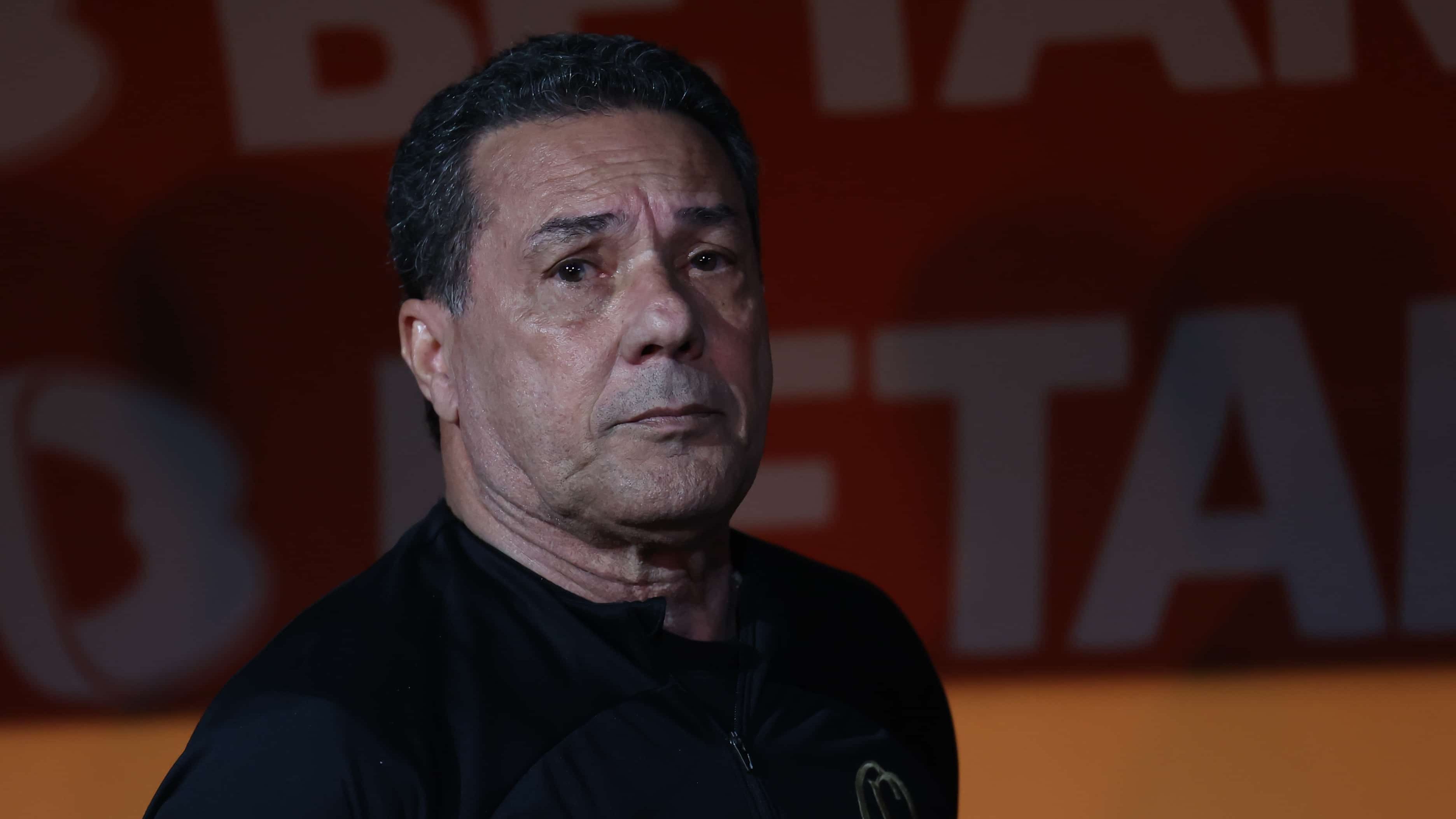 Luxemburgo v&ecirc; Corinthians maduro pelas dificuldades, n&atilde;o pelas cr&iacute;ticas