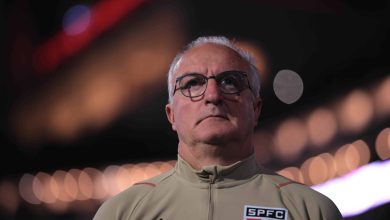 Derrota na conta do &lsquo;craque&rsquo; rival: Dorival se rende a Renato&nbsp;Augusto