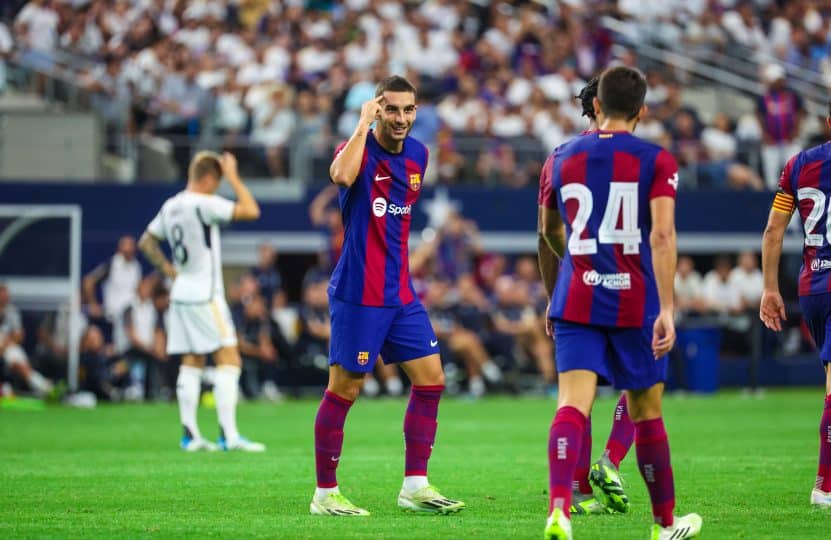 Real Madrid para na trave, e Barça vence clássico com três golaços; Vini Jr perde pênalti