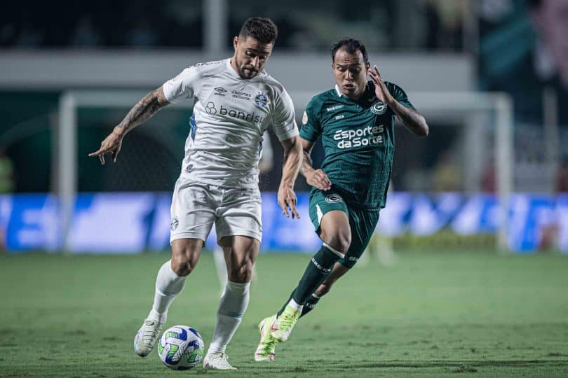 Grêmio demora para engrenar, mas busca empate com o Goiás nos acréscimos