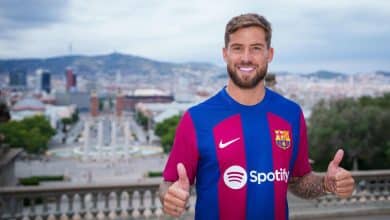 I&ntilde;igo Mart&iacute;nez no Barcelona: zagueiro de constru&ccedil;&atilde;o atr&aacute;s e bom jogo a&eacute;reo