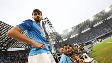 Newcastle quer quebrar a banca para tirar Kvaratskhelia do Napoli
