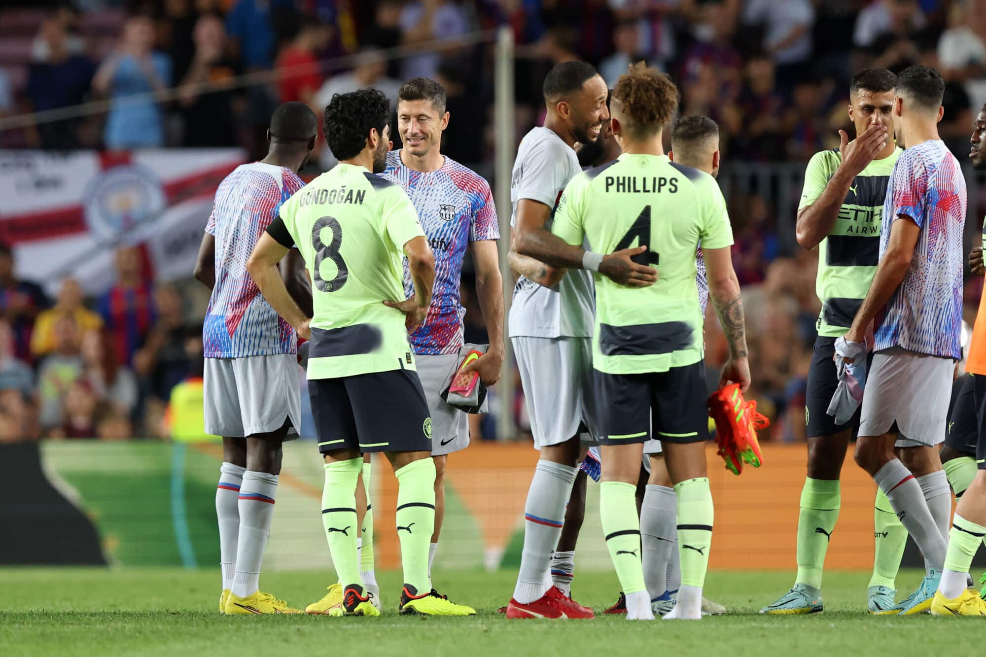 Manchester City e Barcelona - Gundogan e Lewandowski