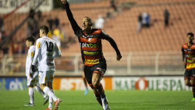 Cruzeiro se aproxima de contratar Papagaio. Ele resolve o problema do ataque?