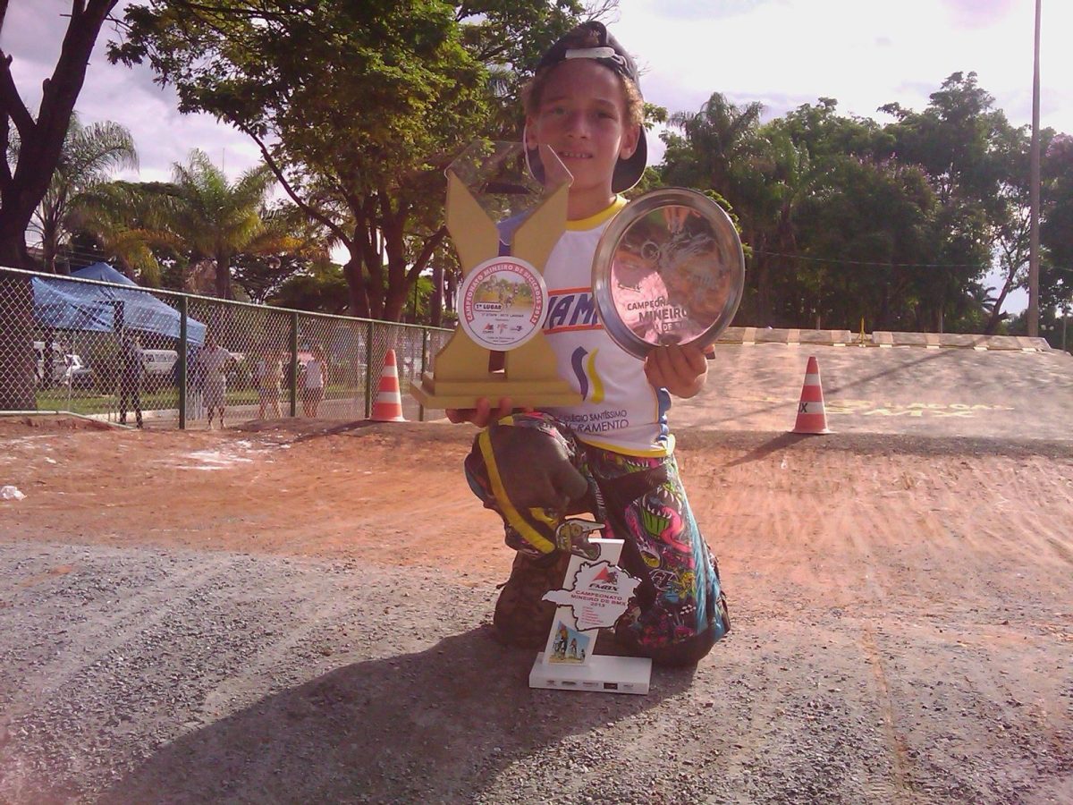 Cruzeiro: garoto que ganhou chance com Pepa trocou a bicicleta pelo futebol