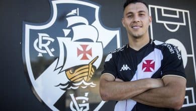 Vasco anuncia a contrata&ccedil;&atilde;o do atacante paraguaio Sebasti&aacute;n Ferreira