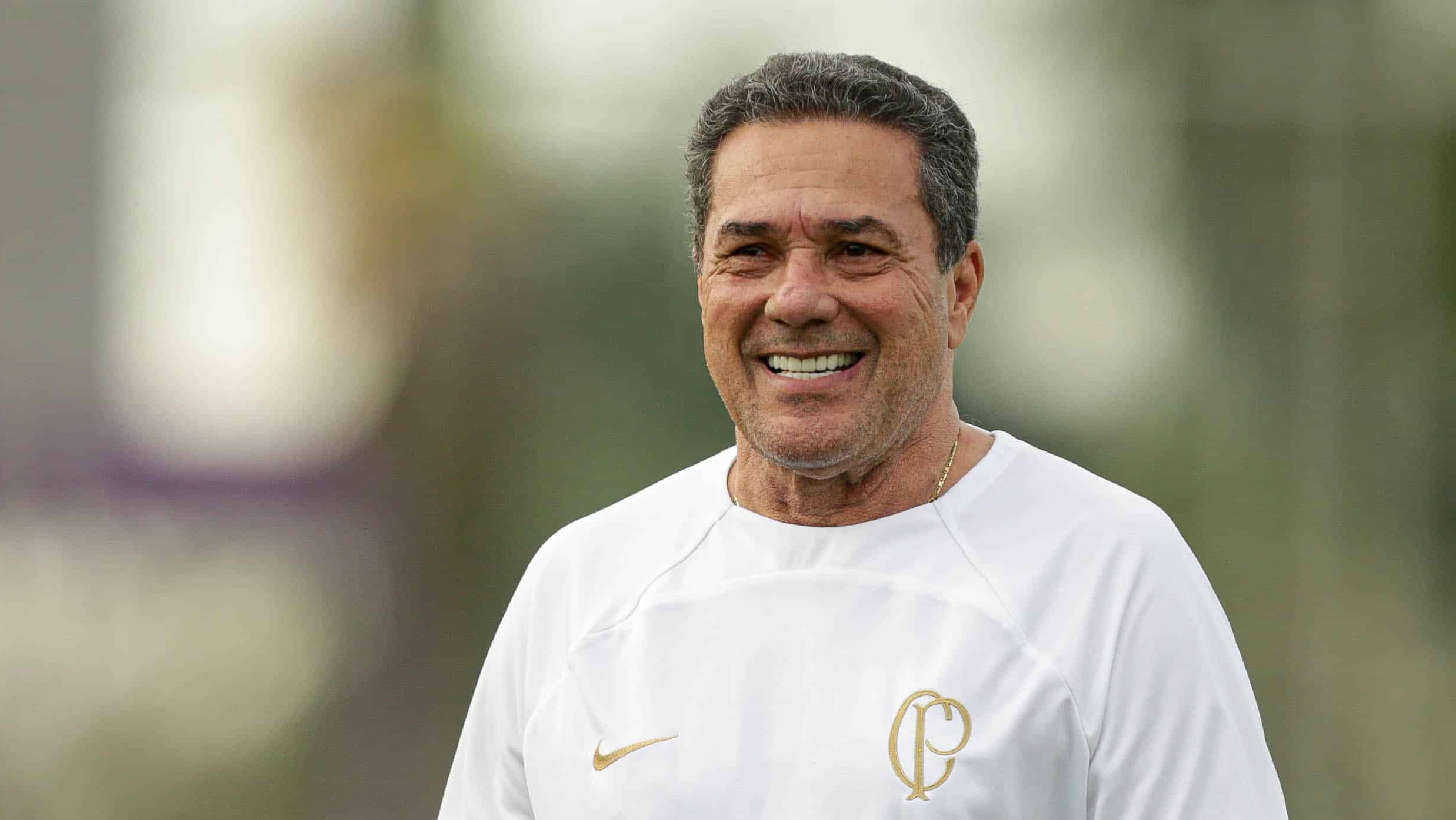 Vanderlei Luxemburgo, t&eacute;cnico do Corinthians