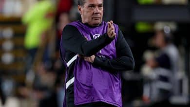 Corinthians: Luxa gasta o espanhol, peita peruanos e d&aacute; pux&atilde;o de orelha