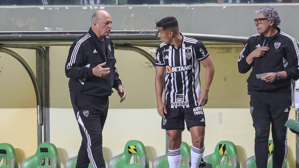Apagão desfaz boa atuação do Atlético-MG e acertos de Felipão contra o Flamengo