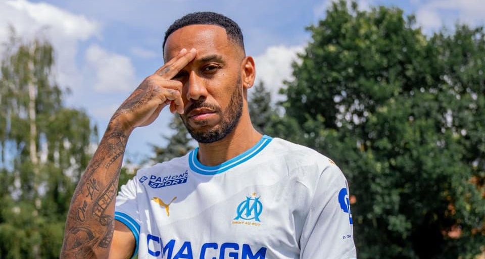 Aubameyang volta &agrave; Fran&ccedil;a depois de dez anos para ser o astro do Olympique