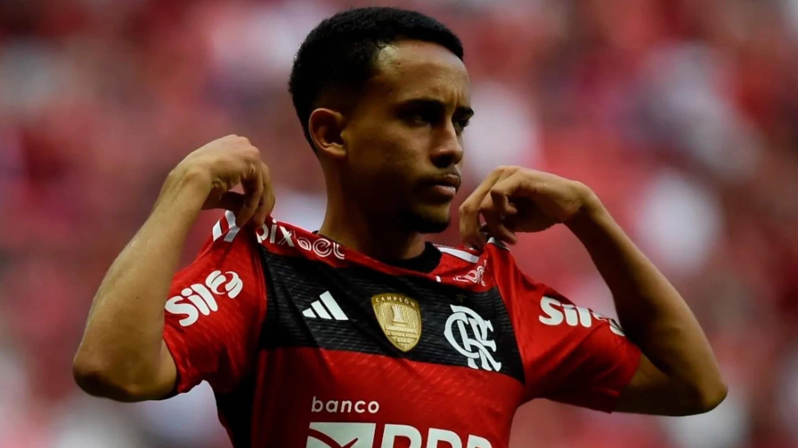 Mais pronto, Matheus Gon&ccedil;alves &eacute; curinga para o 2024 de Tite no Flamengo